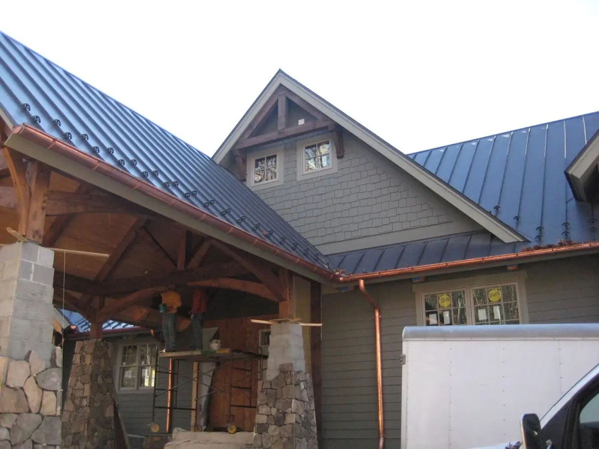 Craftsman Roofing team delivering quality roofing work in Arndts